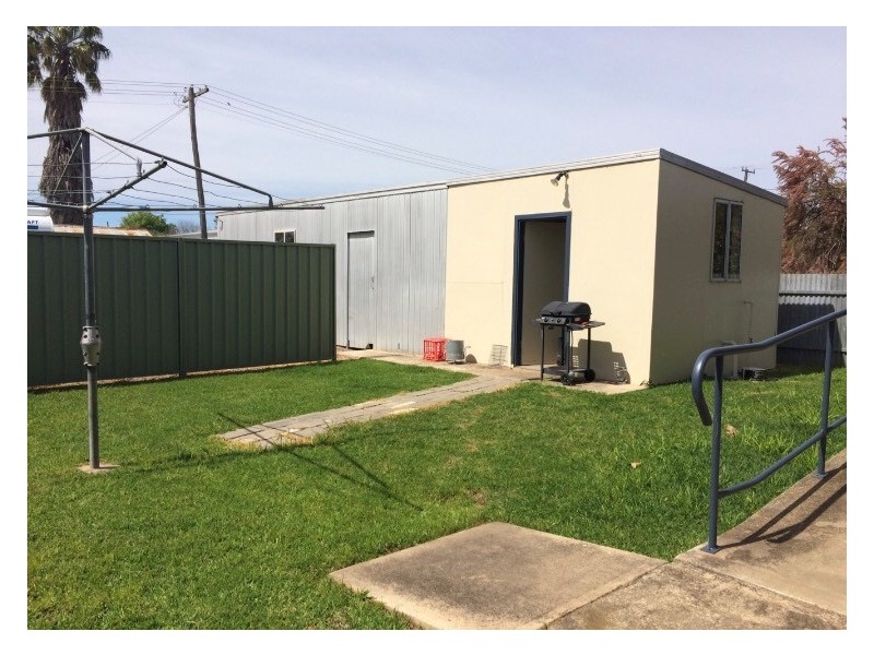 16 Margaret Street, Cootamundra NSW 2590