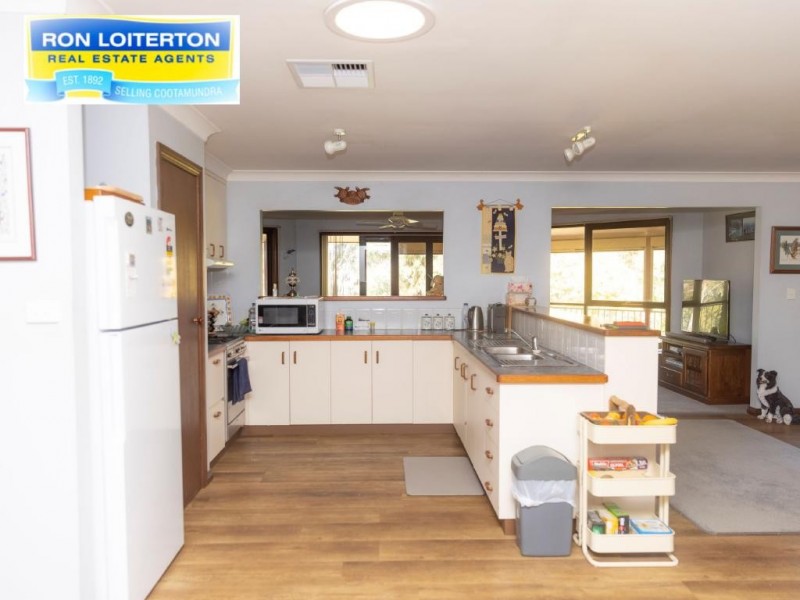 38 Pinkerton Lane, Cootamundra NSW 2590