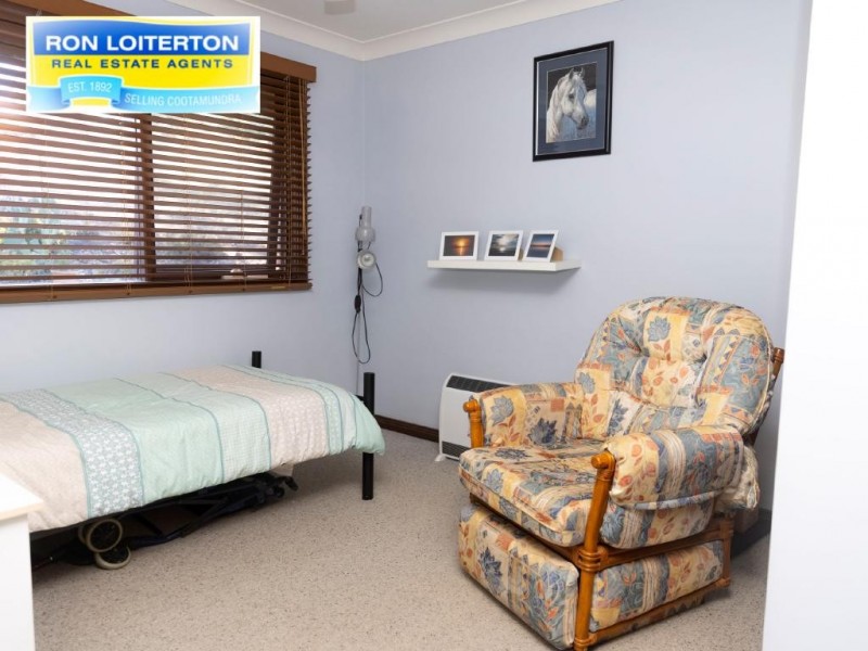 38 Pinkerton Lane, Cootamundra NSW 2590