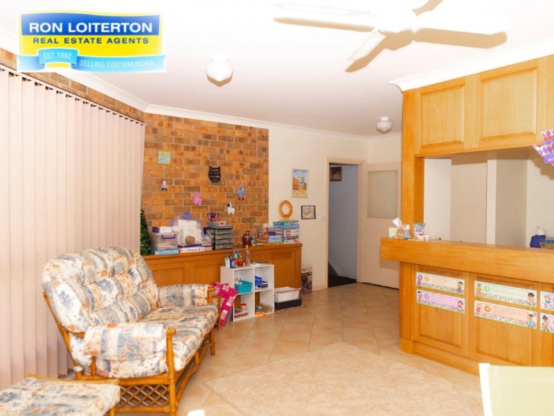 38 Pinkerton Lane, Cootamundra NSW 2590