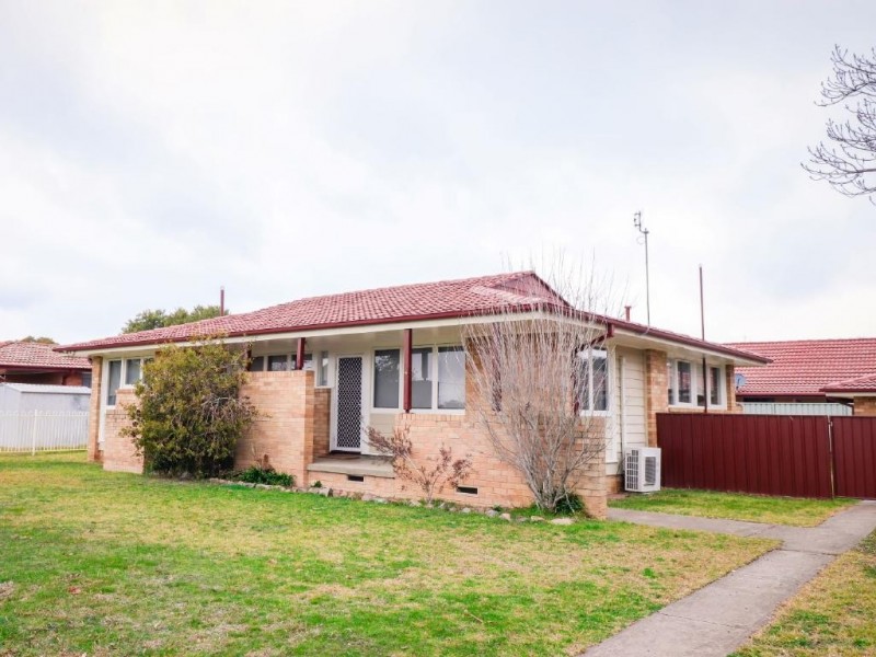 4 Elizabeth Street, Cootamundra NSW 2590