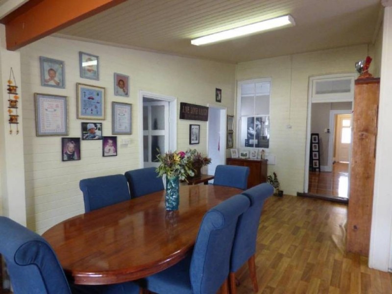 38 Florence Street, Cootamundra NSW 2590