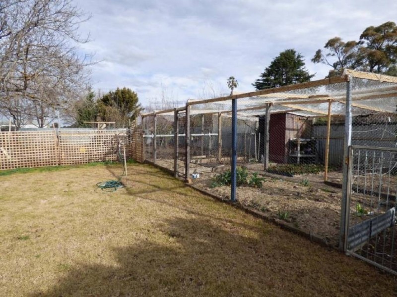 38 Florence Street, Cootamundra NSW 2590