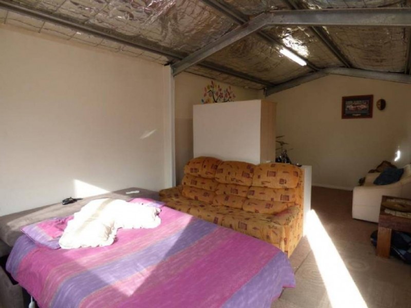 38 Florence Street, Cootamundra NSW 2590