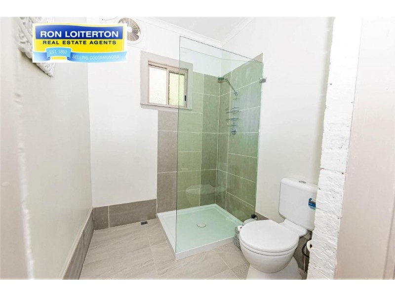 18 King Street, Young NSW 2594