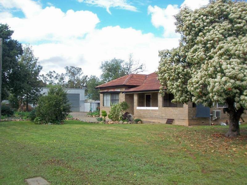 3 Britannia Street, Temora NSW 2666