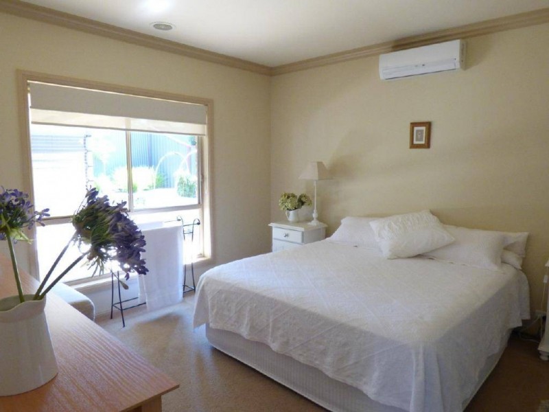 11 Matilda Avenue, Cootamundra NSW 2590