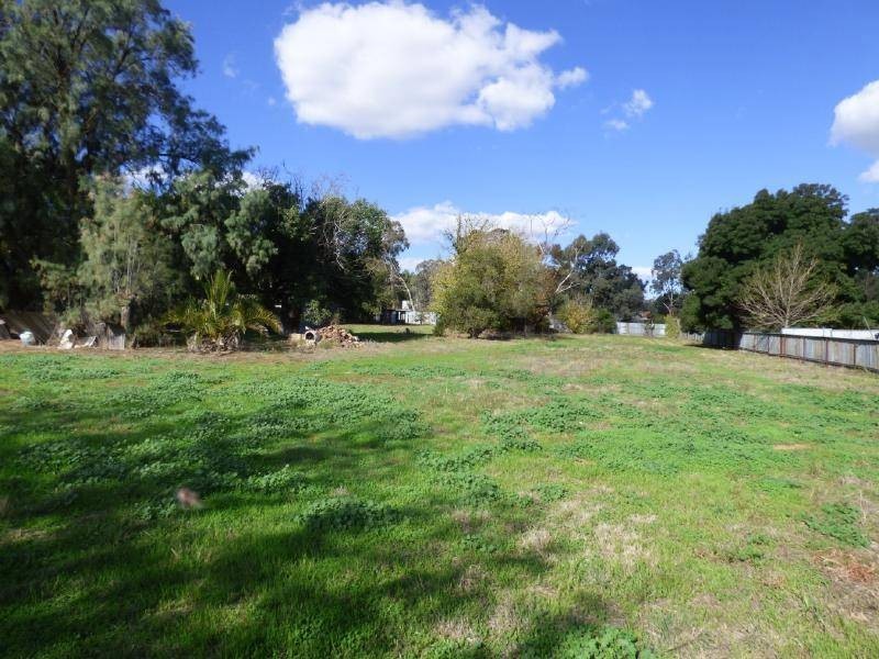 6 Bradman Street, Cootamundra NSW 2590
