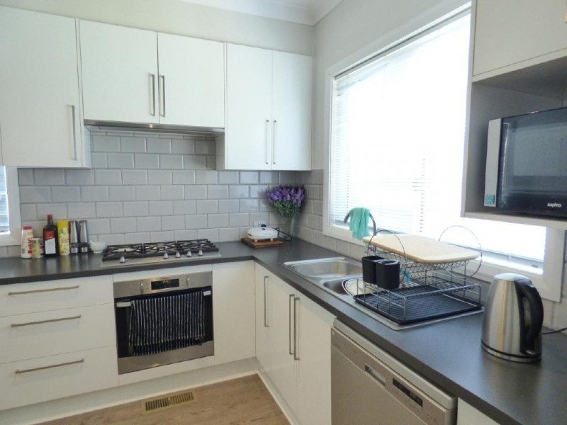 65 Crown Street, Cootamundra NSW 2590