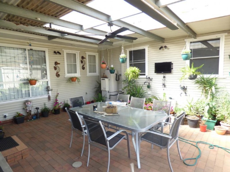 65 Crown Street, Cootamundra NSW 2590