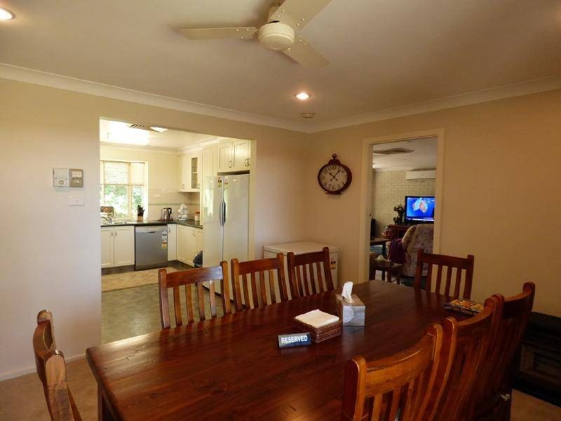 11 Byrne Street, Cootamundra NSW 2590