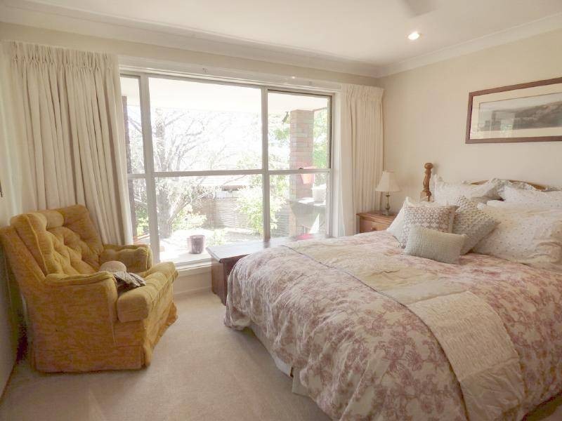 11 Byrne Street, Cootamundra NSW 2590
