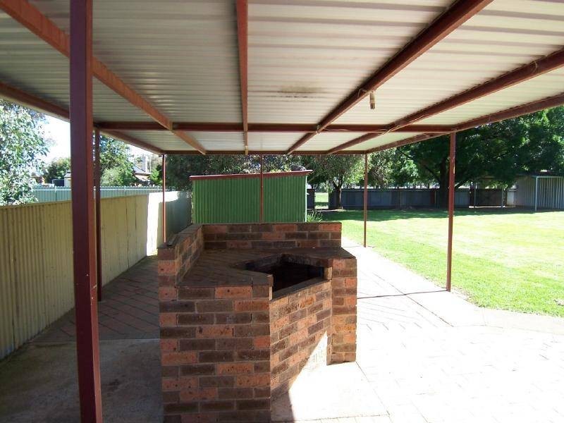 11 Wood Street, Stockinbingal NSW 2725