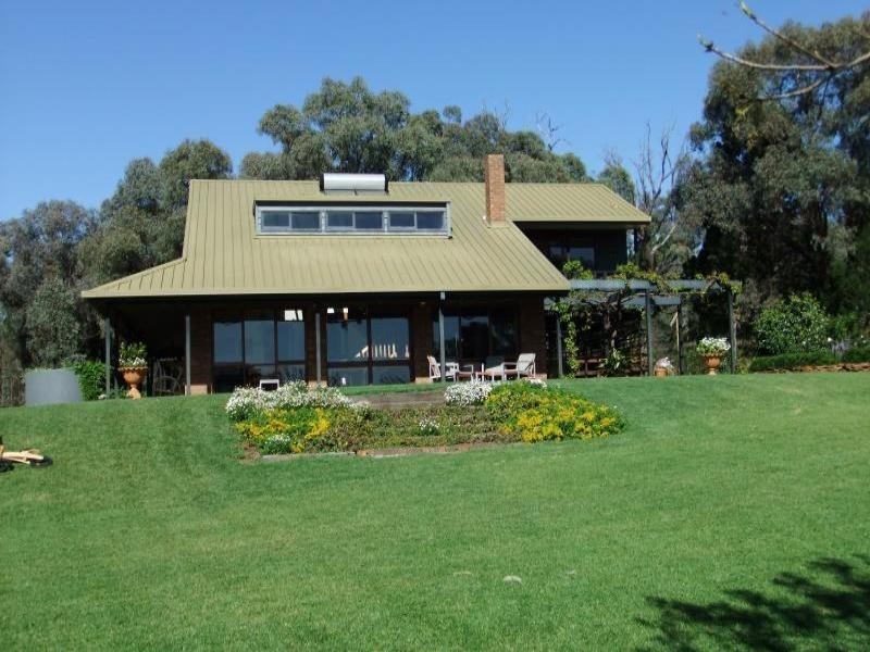 ‘Claremont’ Smiths Lane, Temora NSW 2666