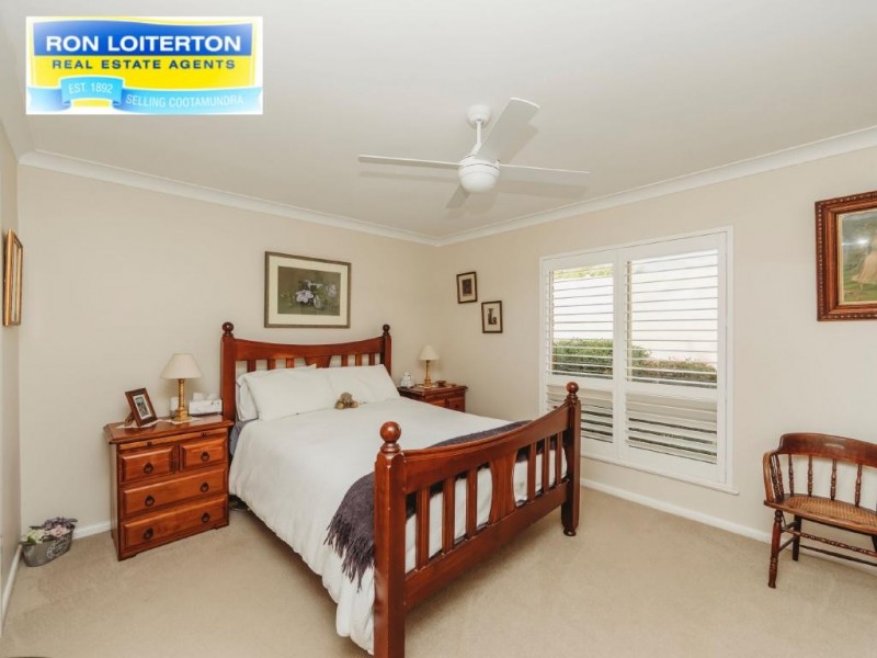 71 Cutler Avenue, Cootamundra NSW 2590