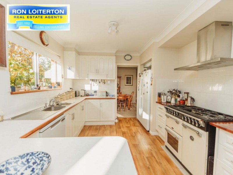 71 Cutler Avenue, Cootamundra NSW 2590