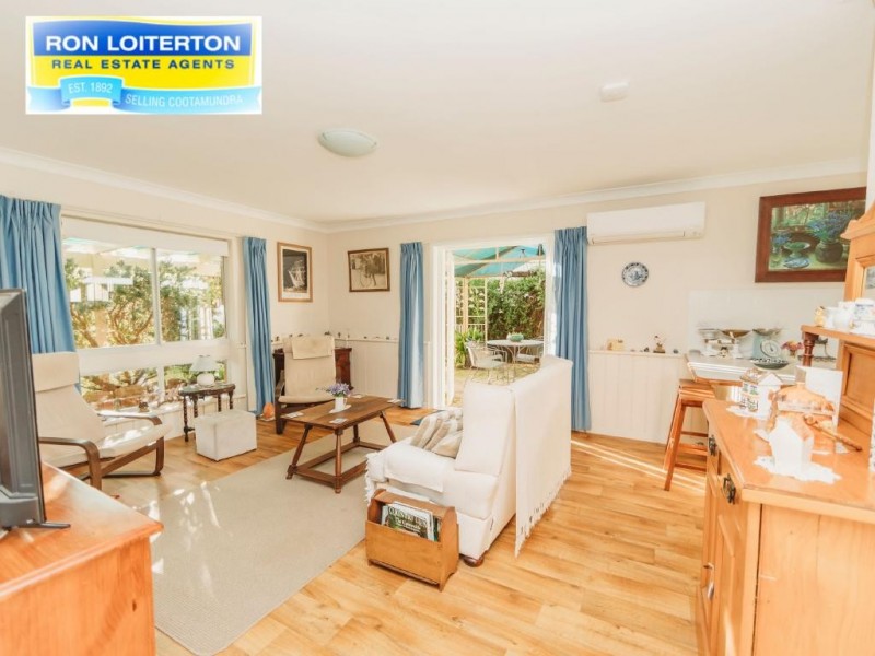 71 Cutler Avenue, Cootamundra NSW 2590
