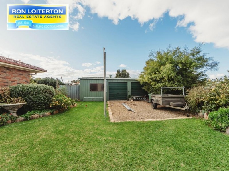 71 Cutler Avenue, Cootamundra NSW 2590