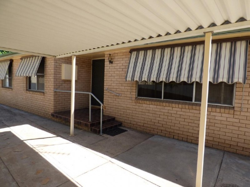43 Centenary Avenue, Cootamundra NSW 2590