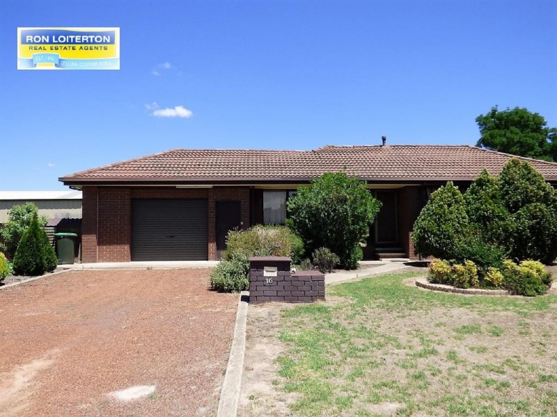 16 Coora Avenue, Cootamundra NSW 2590