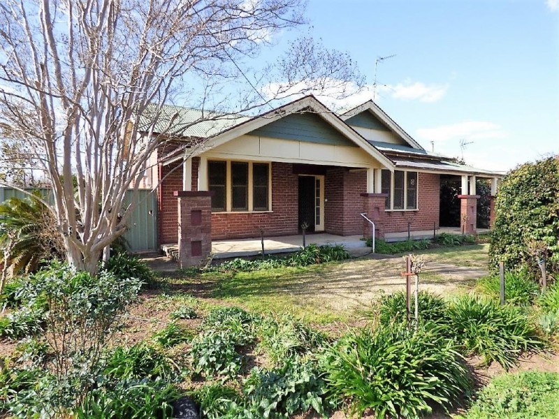 55 Temora Street, Cootamundra NSW 2590