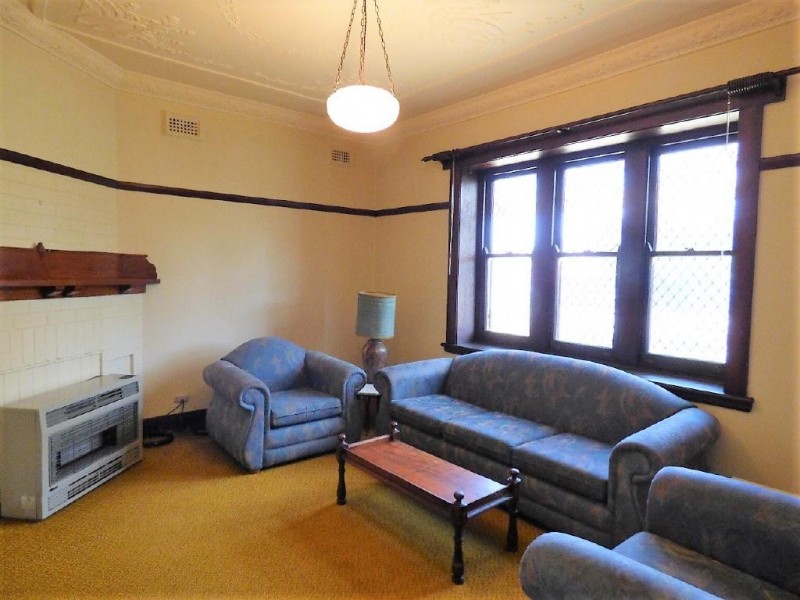 55 Temora Street, Cootamundra NSW 2590
