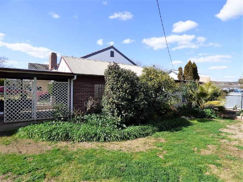 55 Temora Street, Cootamundra NSW 2590