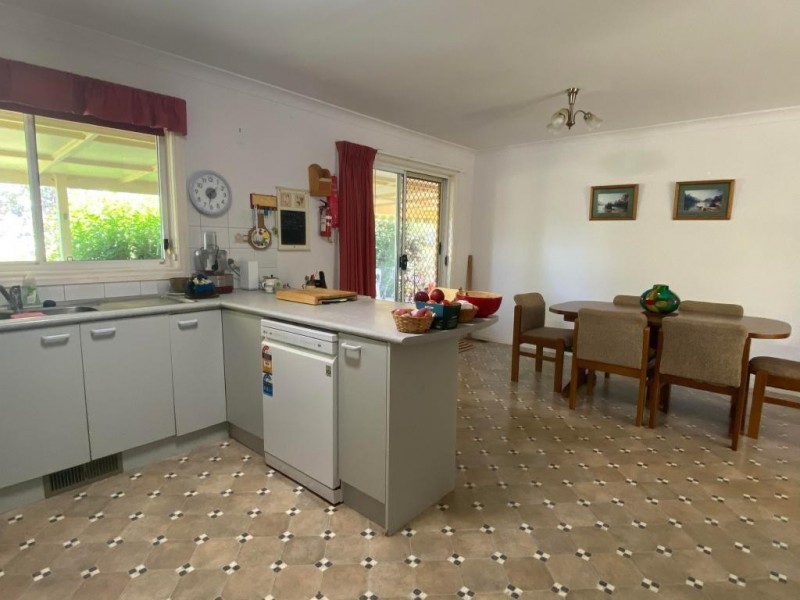 15 Harold Conkey Avenue, Cootamundra NSW 2590