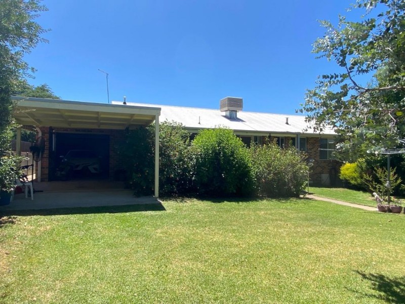15 Harold Conkey Avenue, Cootamundra NSW 2590