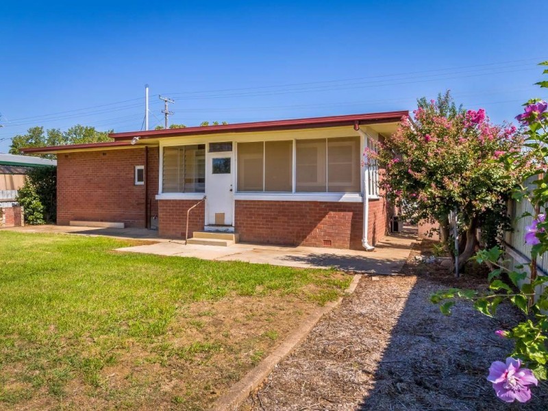 79 Temora Street, Cootamundra NSW 2590