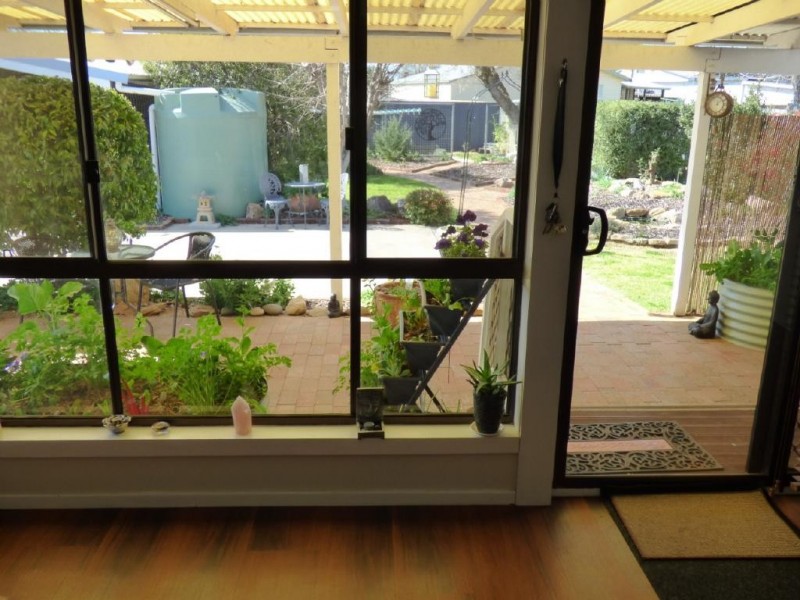 127 Temora Street, Cootamundra NSW 2590