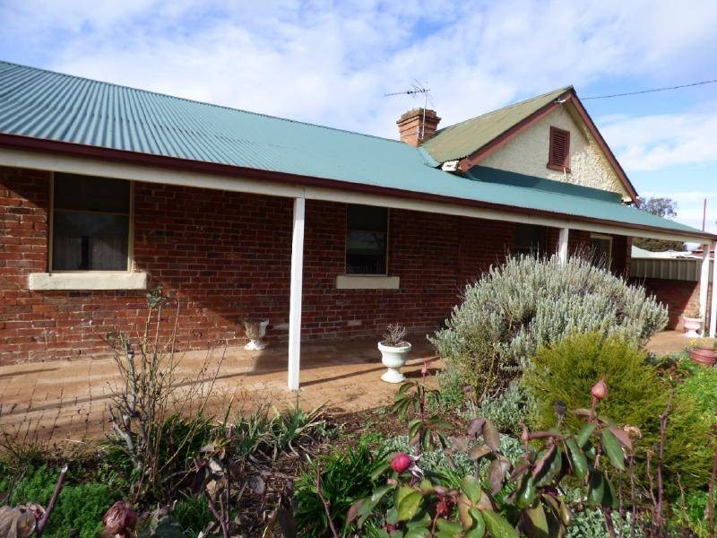 48 Hay Street, Cootamundra NSW 2590