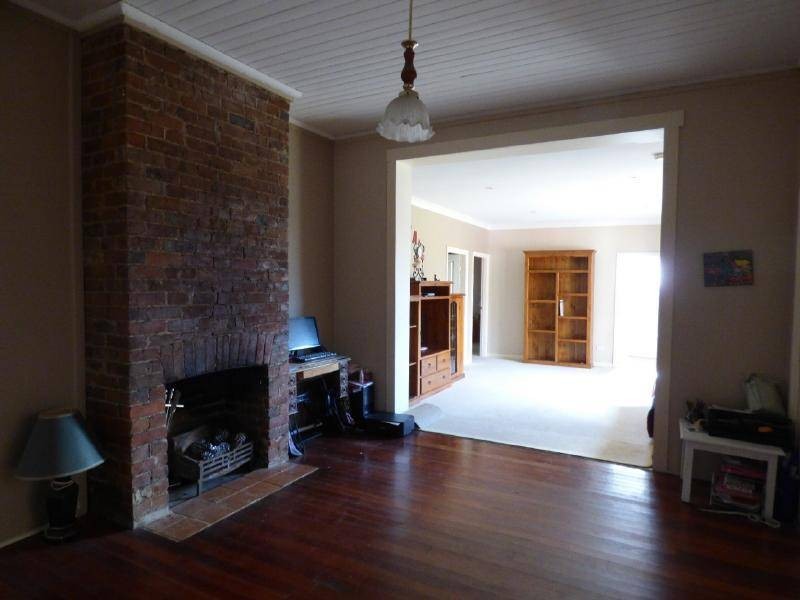 48 Hay Street, Cootamundra NSW 2590