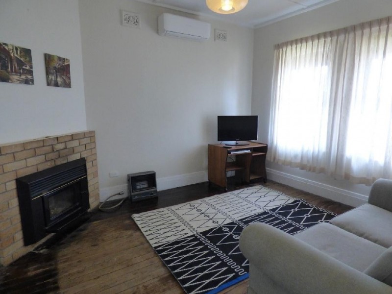 51 Hovell Street, Cootamundra NSW 2590