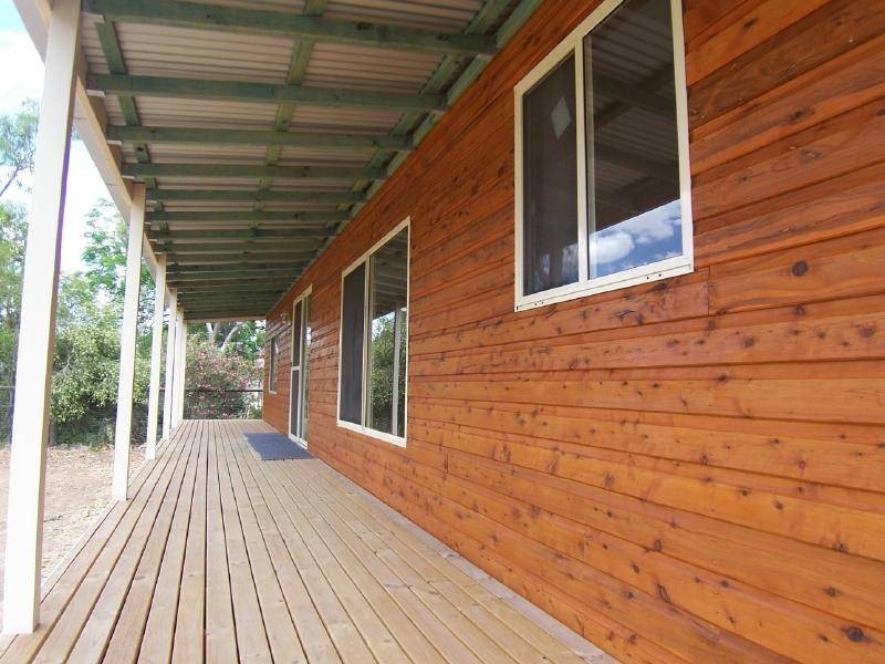 29 Troy Street, Temora NSW 2666