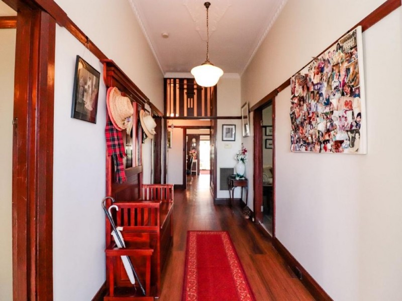 127 Temora Street, Cootamundra NSW 2590