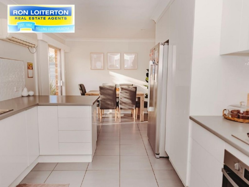 67 Olney Street, Cootamundra NSW 2590