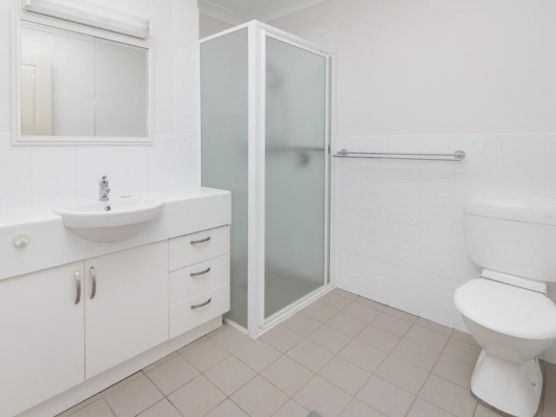 16/121 Adina Court Mackay Street, Cootamundra NSW 2590