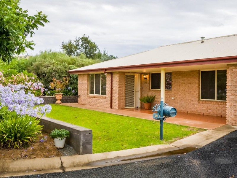 16/121 Adina Court Mackay Street, Cootamundra NSW 2590