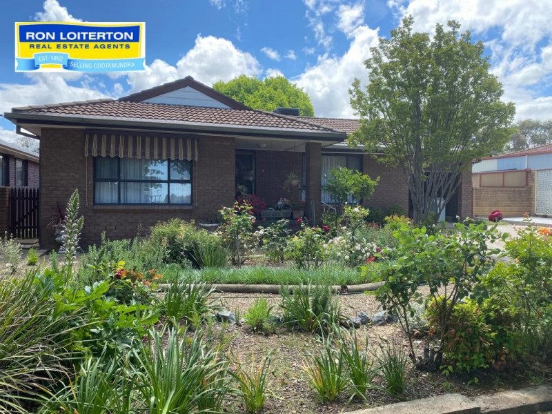 13 Dickson Street, Cootamundra NSW 2590