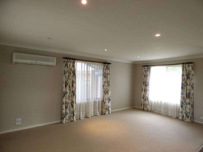 20 Pinkstone Avenue, Cootamundra NSW 2590