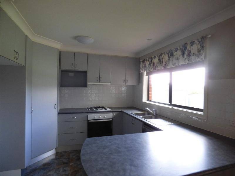 20 Pinkstone Avenue, Cootamundra NSW 2590