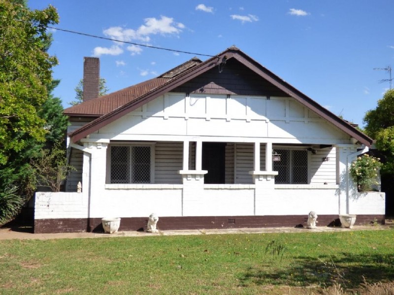 101 Sutton Street, Cootamundra NSW 2590