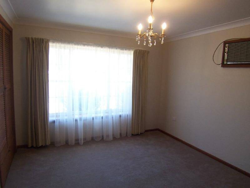 43 Thompson Street, Cootamundra NSW 2590