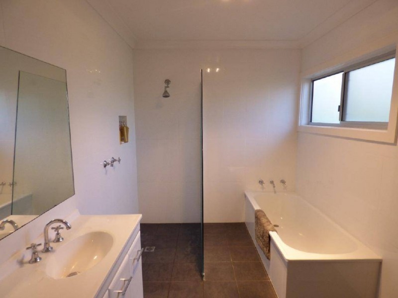 59 Sutton Street, Cootamundra NSW 2590