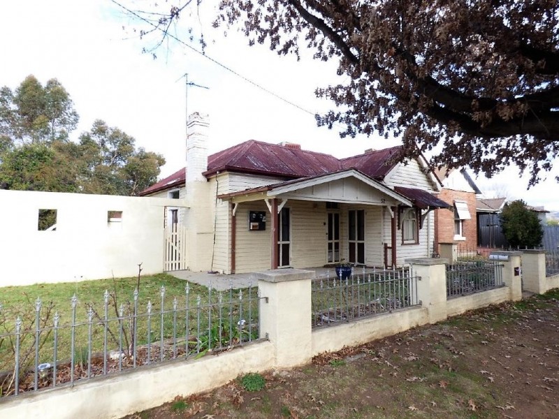52 Murray Street, Cootamundra NSW 2590