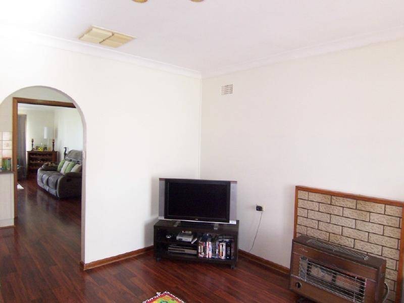 46 Ursula Street, Cootamundra NSW 2590