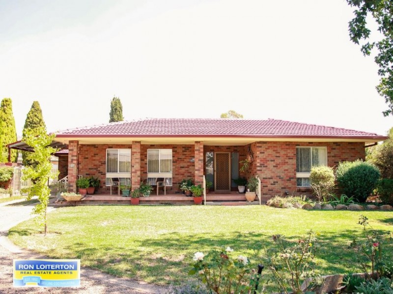 71 Cutler Avenue, Cootamundra NSW 2590