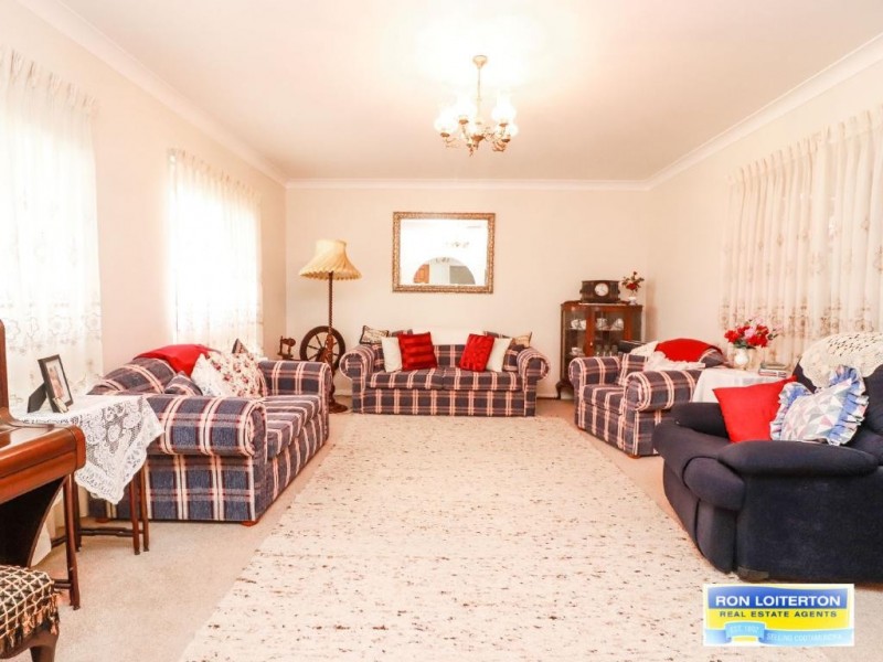 71 Cutler Avenue, Cootamundra NSW 2590