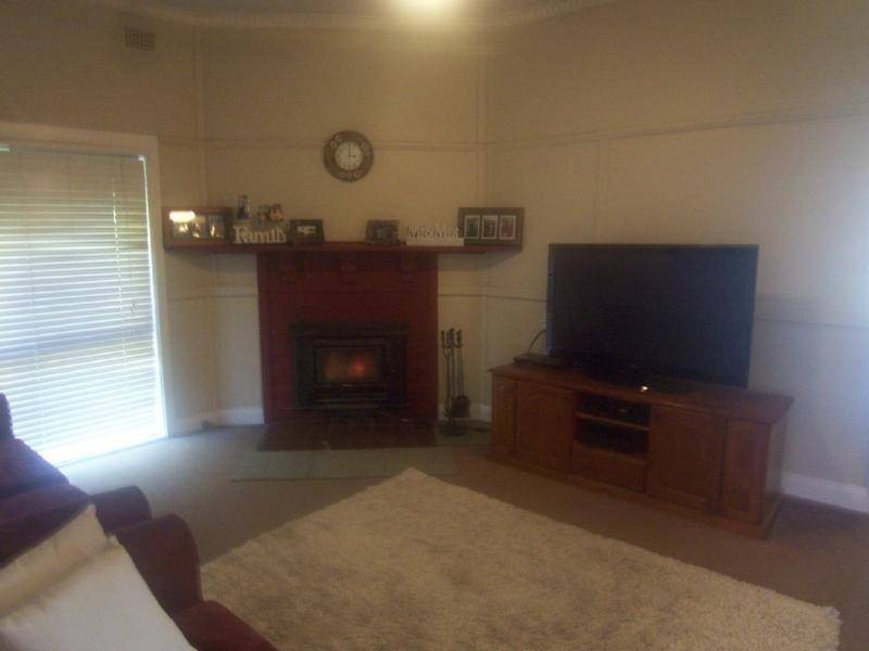 21 Hovell Street, Cootamundra NSW 2590